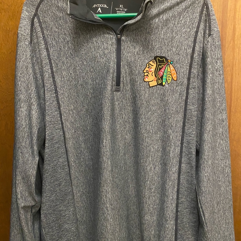 Chicago Blackhawks Pullover